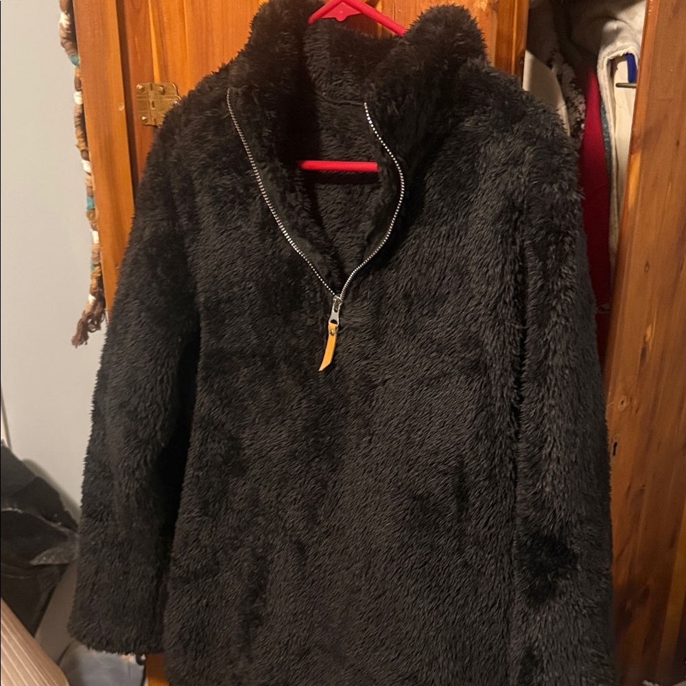 Filly Flair Black Fleece Pullover